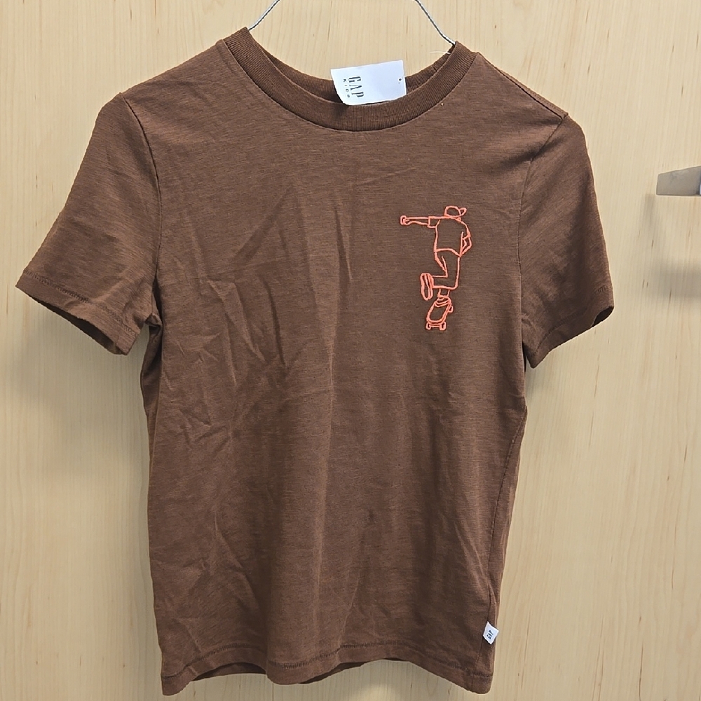 GAP Brown Short Sleeve Tee with Orange Graphic